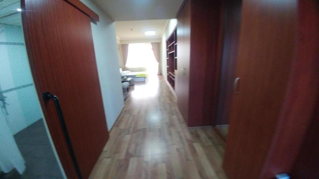 Cross Resort Hotel Erivan Exterior foto